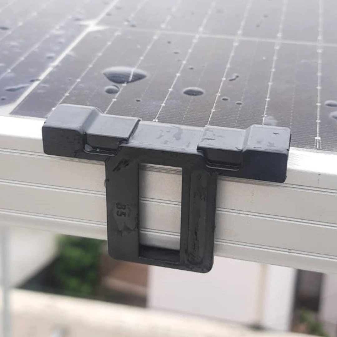 Solar Panel Water Drain Clip 10 Pieces (30 or 35 or 40mm)